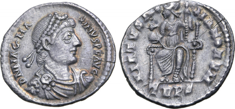 Magnus Maximus AR Siliqua. Treveri, AD 383-388. D N MAG MAXIMVS P F AVG, pearl-d...