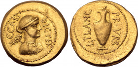Julius Caesar AV Aureus. Rome, 45 BC. L. Munatius Plancus, urban prefect. C•CAES DIC•TER, draped bust of Victory to right / L•PLANC PR•VRB, ewer with ...