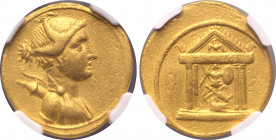 Octavian AV Aureus. Uncertain Italian mint (Rome?), autumn 30 - summer 29 BC. Draped bust of Diana Siciliensis to right, her shoulders bare, the hair ...