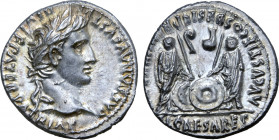 Augustus AR Denarius. Lugdunum, 2 BC - AD 4. CAESAR AVGVSTVS DIVI F PATER PATRIAE, laureate head to right / AVGVSTI F COS DESIG PRINC IVVENT, Gaius an...