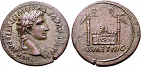 Augustus Æ Dupondius. Lugdunum, AD 9-14. CAESAR AVGVSTVS DIVI F PATER PATRIAE, laureate head to right / Front elevation of the Altar of Lugdunum, deco...