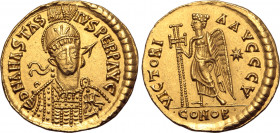 Ostrogoths, Theoderic AV Solidus. In the name of Anastasius I. Uncertain mint, AD 491-518. D N ANASTASIVS PERP AVG, helmeted, pearl-diademed and cuira...