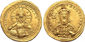 Constantine VIII AV Histamenon Nomisma. Constantinople, AD 1025-1028. + IҺS XIS RЄX RЄςNANTIҺM, facing bust of Christ Pantokrator, wearing nimbus crow...