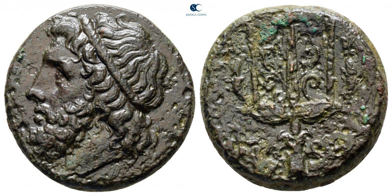 Sicily. Syracuse. Hieron II 275-215 BC. 
Bronze Æ

22 mm, 8,43 g



very ...