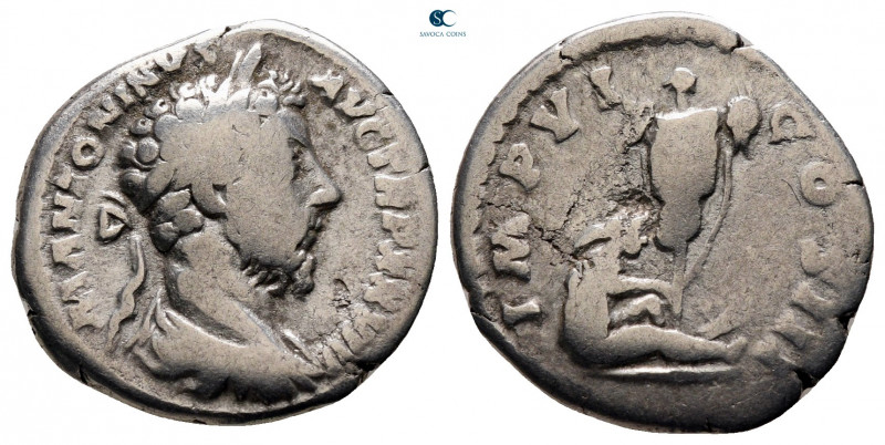 Marcus Aurelius AD 161-180. Rome
Denarius AR

18 mm, 2,88 g



fine