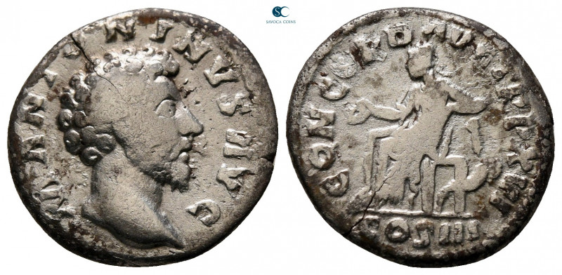 Marcus Aurelius AD 161-180. Rome
Denarius AR

18 mm, 2,63 g



nearly ver...