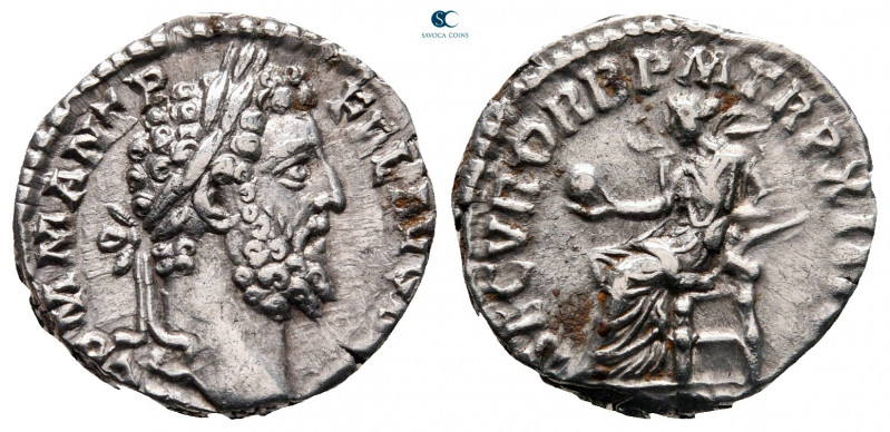 Commodus AD 180-192. Rome
Denarius AR

17 mm, 3,12 g



very fine