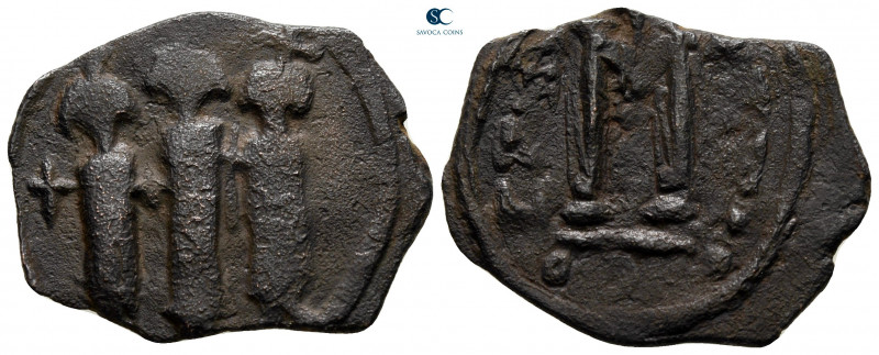 Umayyad Caliphate. Uncertain mint AH 60-90. 
Fals Æ

27 mm, 4,25 g



ver...