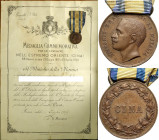 Vittorio Emanuele III, Medaglia commemorativa della campagna di Cina, modello senza data, insieme al relativo diploma di conferimento, opus Regia Zecc...