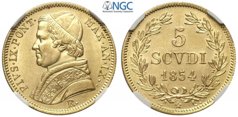 Roma, Pio IX, 5 Scudi 1854 anno IX, Au mm 23 in Slab NGC MS62