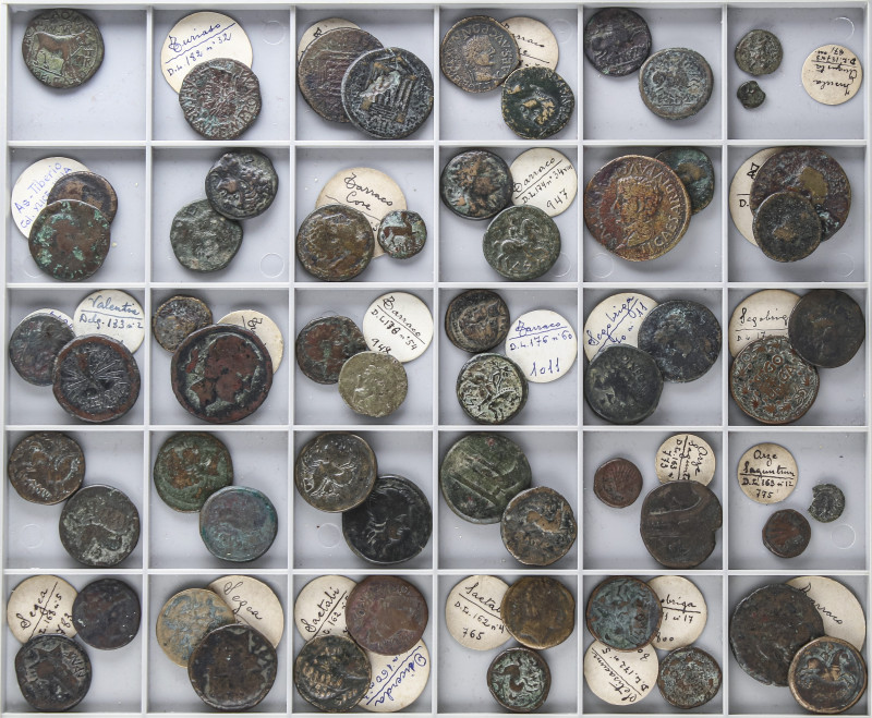 Lote 128 monedas cobres. AE. Incluye Cuadrantes, Semis y Ases. Variedad de cecas...