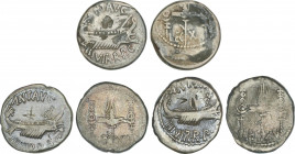 Lote 3 monedas Denario. Acuñadas el 32-31 a.C. MARCO ANTONIO. AR. Águila legionaria entre dos insignias militares LEG X, XII, XV. Pátina oscura. A EXA...