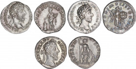 Lote 3 monedas Denario. Acuñadas el 165-179 d.C. MARCO AURELIO. Rev.: PIETAS AVG. TR. P. XX COS. III. Piedad en pie a izquierda, sacrificando ante un ...