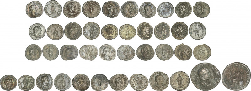 Lote 21 monedas Sestercio, Antoniniano y Denario (19). Acuñadas el 218-222 d.C. ...