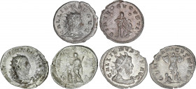 Lote 3 monedas Antoniniano. Acuñadas el 253-260 d.C. GALIENO. AR. Reversos: GERMANICVS MAX. V.,P.M. TR. P. IMP y VIRTVS AVGVSTI. A EXAMINAR. MBC+ a EB...