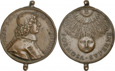 Medalla Cardenal Rospigliosi. (1667-1669). CLEMENTE IX. Anv.: FELIX.S.R.E.CARD.ROSPIGLIOSIVS. Busto a derecha. Rev.: FORMOSAzSVPERNE. Sol radiante sob...