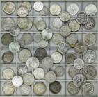 Lote 58 monedas. 1870 a 1980. VARIOS PAÍSES DE TODO EL MUNDO. AR. Contiene bastantes monedas tamaño modulo medio y tipo duro. A EXAMINAR. MBC- a SC.