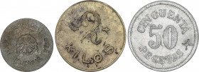 Lote 3 fichas. Al, latón, Zinc. 2 kilos: Sociedad Cooperativa de Consumos Aurrera, Sestao (Vizcaya). 50 pesetas: Cooperativa Obrera, Lejona (Vizcaya)....