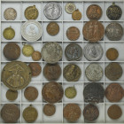 Lote 79 medallas. Siglo XIX y XX. GRAN BRETAÑA, FRANCIA, ALEMANIA, ITALIA, Etc. AE, Br, Metal Blanco, gris. Calamina, etc. Ø 13 a 125 mm. Incluye meda...