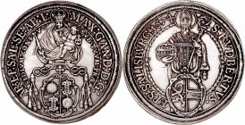 MONEDAS CENTROEUROPEAS 
AUSTRIA
Taler. AR. Salzburgo. 1674. Maximilian Gandolph. 28,01 g. DAV.3508. Muy bonita pieza con pátina de monetario antigua...