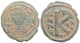 Justinian I. (527-565 AD). Nicomedia
AE Half Follis(27,9mm 7,18g) 
Obv: D N IVSTINI – ANVS PP AVG; helmeted, pearl-diademed and cuirassed bust facing,...