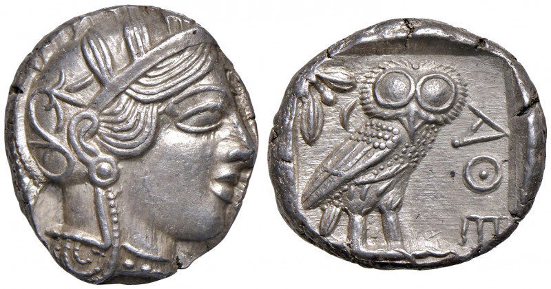Tetradrachme, ca. 440-420 v. Chr.
Griechen. Kopf von Athena / Eule Athen, Attika...
