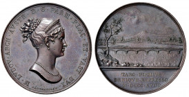 Maria Louisa von Österreich 1815 - 1847
Italien, Parma. Cu Medaille, 1818. auf die Regulierung des Flusses Taro und den Bau der Brücke unter der Regen...