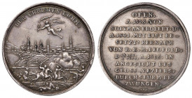 Leopold I. 1657 - 1705
Ag Medaille, 1686. auf die Befreiung Ofens von den Türken, (Buda). Av.: DER CHRISTEN RUHM, über einer Stadtansicht nach links f...