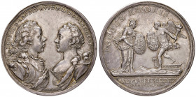 Maria Theresia 1740 - 1780
Ag Medaille, 1765. auf die Hochzeit von Erzherzog Leopold und Prinzessin Marie-Louise in Innsbruck. Rechts: B. Ehepartner v...