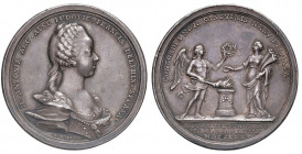Maria Theresia 1740 - 1780
Ag Medaille, 1770. auf die Vermählung seines Enkels, des Dauphins und späteren Königs Louis XVI mit Marie Antoinette, Tocht...