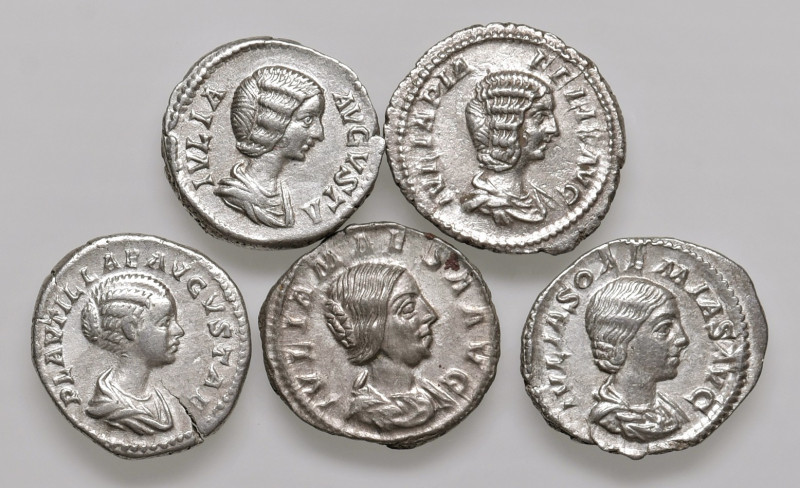 Lot (5 Stk.)
Römische Münzen, Lots. Lot aus 5 Denaren der Severer: Iulia Domna (...