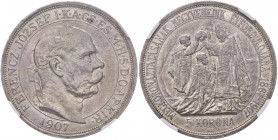 Franz Joseph I. 1848 - 1916
5 Korona, 1907. Original in NGC Holder
KB Kremnitz
24,00g
Fr. 2194
MS 63