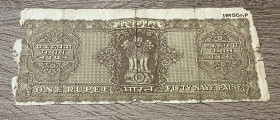 INDIA. Ritaglio di marca da bollo da 1-1/2 Rupia, periodo seconda guerra mondiale. MB
