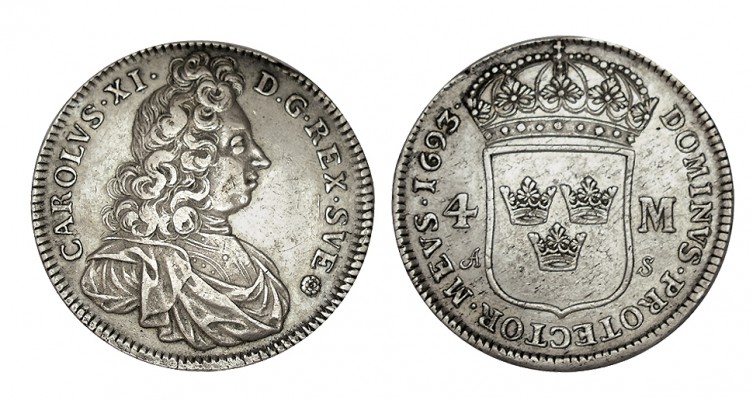SUECIA. 4 Marcos. Carlos XI. Estocolmo. 1693/2. Pequeño fallo en canto 1 h. W/KM...