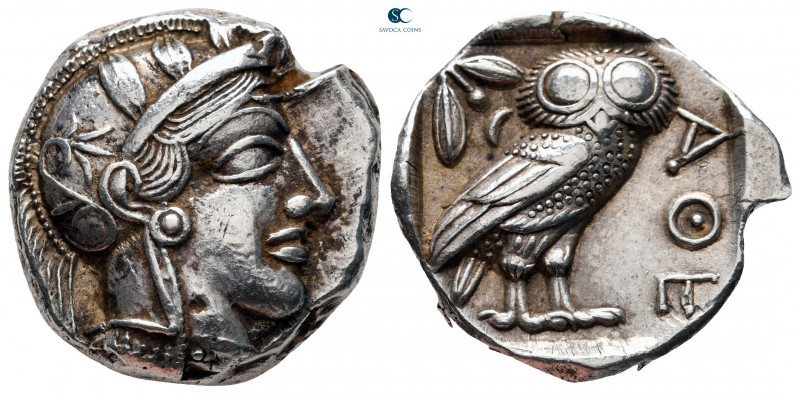 Attica. Athens circa 454-404 BC. 
Tetradrachm AR

20 mm, 16,96 g

Helmeted ...