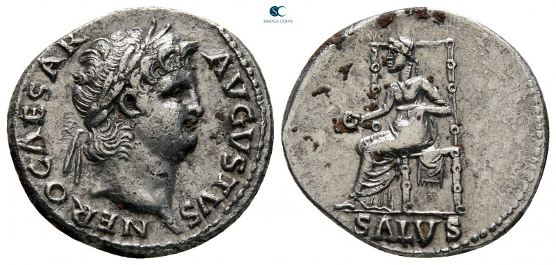 Nero AD 54-68. Rome
Denarius AR

18 mm, 3,41 g

NERO CAESAR AVGVSTVS, laure...