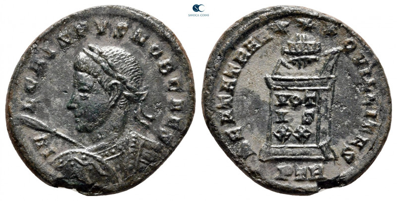 Crispus, as Caesar AD 316-326. Treveri
Follis Æ

17 mm, 2,04 g

IVL CRISPVS...