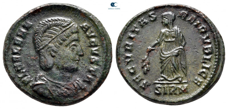 Helena. Augusta AD 328-329. Sirmium
Follis Æ

17 mm, 3,64 g

FL HELENA AVGV...