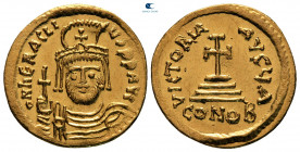 Heraclius AD 610-641. Constantinople. Solidus AV