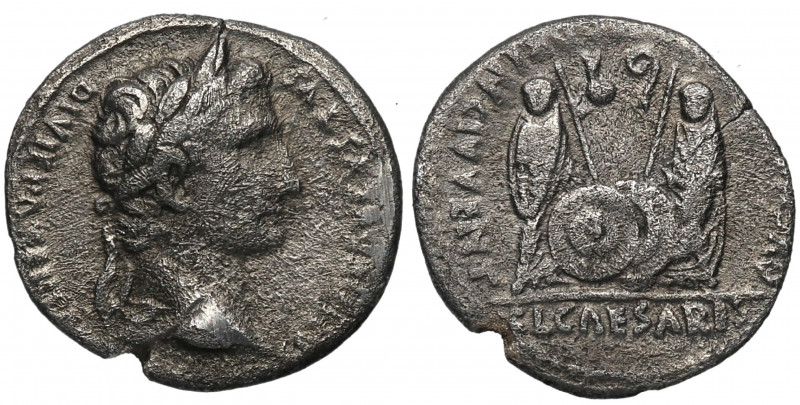 2 aC-14 dC. Augusto (27 aC-14 dC). Roma. Denario . RIC 207. Ag. 3,29 g. Busto la...