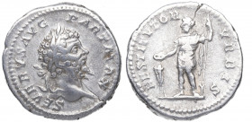 200/1 d.C. Septimio Severo. Roma. Denario. DS 4124 k.1.a. Ag. 3,37 g. RESTITVTOR VRBIS. Emperador sacrificando a izquierda. MBC+. Est.60.