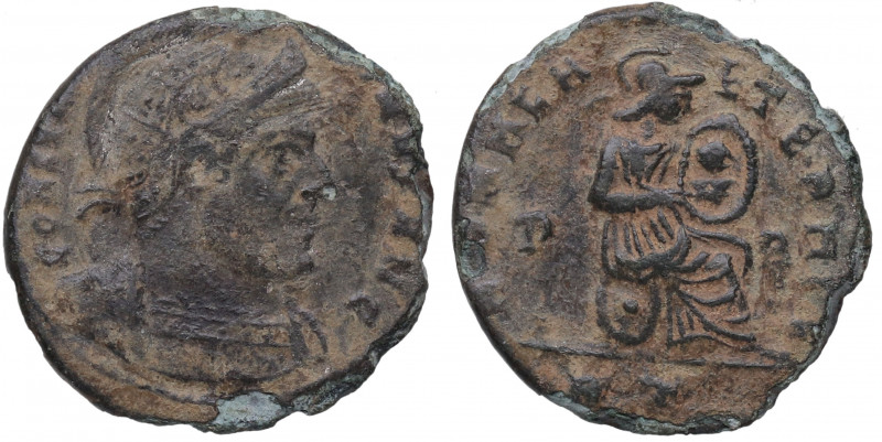 318-20 d.C. Constantino I (307-337). Roma. AE3. Ae. 2,26 g.  CONSTAN-TINVS AVG. ...