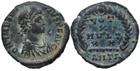 379-388 d.C. Teodosio I. Antioquía. AE4. Ae. 1,14 g. /VOT X MVLT XX dentro de corona de laurel. 1ª Oficina. BC+. Est.20.