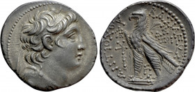 SELEUKID KINGDOM. Antiochos VII Euergetes (138-129 BC). Tetradrachm. Tyre. Dated SE 177 (136/5 BC)