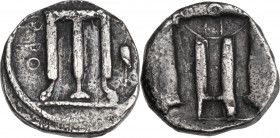 Greek Italy. Bruttium, Kroton. AR Stater, 480-430 BC. Obv. Tripod; to right, marsh-bird. Rev. Incuse tripod. HN Italy 2104; HGC 1 1449. AR. 7.90 g. 19...