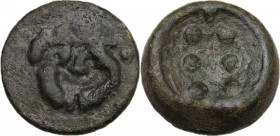 Sicily. Himera. AE Hemilitron-Hexonkion, c. 430-420 BC-. Obv. Gorgoneion facing. Rev. Six pellets. HGC 2 463; CNS III 1. AE. 23.50 g. 25.50 mm. RR. Ve...