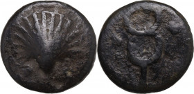 Dioscuri/Mercury series. AE Cast Sextans, c. 275-270 BC. Obv. Scallop shell; below, two pellets. Rev. Caduceus between two pellets. Cr. 14/5; Vecchi I...