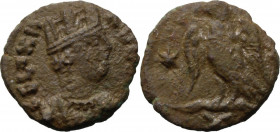Ostrogothic Italy, Theoderic (493-526). AE Decanummium, Ravenna mint, struck c. 493-518 AD. Obv. FELIX R-AVENNA. Crowned bust of Ravenna right. Rev. E...