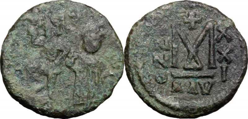 Heraclius (610-641). AE Follis, Ravenna mint. Obv. [DD NN HЄRACLIVS ЄT hЄR]. Her...