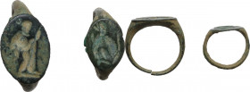 Lot of 2 bronze rings with figurative seals. Roman. Inner diameter: 14 mm and 17 mm.